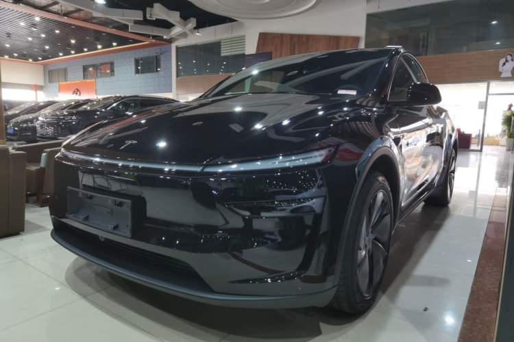 Used Tesla Model Y 2026 Rear-Drive Model