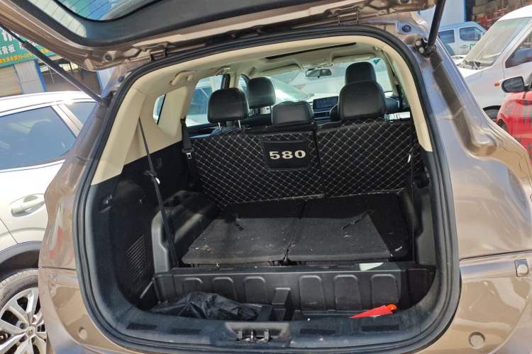 Used Dongfeng Fengon 580 2017 1.5T CVT Smart Style Model
