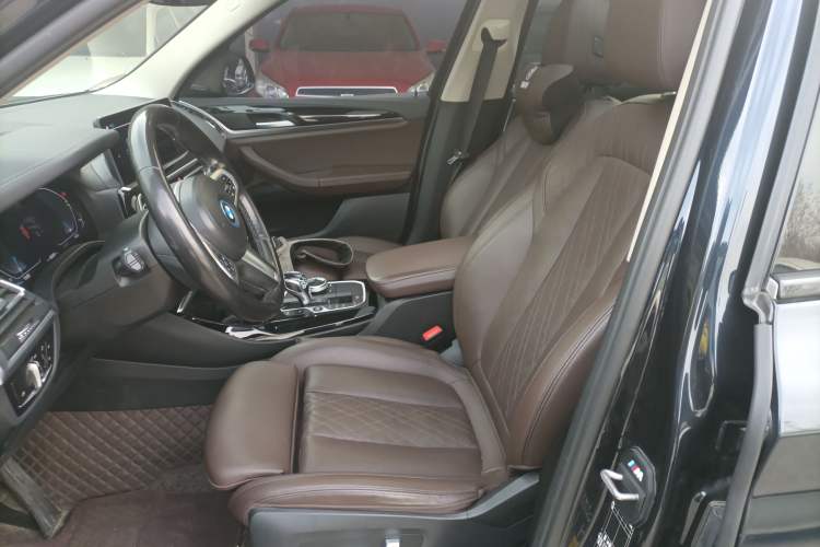 Used BMW iX3 2021 Updated Leading Edition
