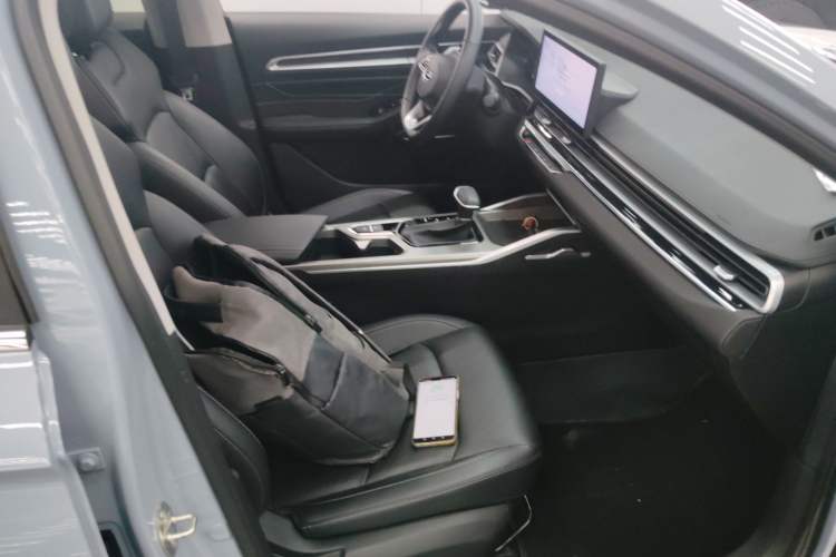 Used Geely Auto Emgrand 2023 4th Generation Champion Edition 1.5L CVT Prestige Model
