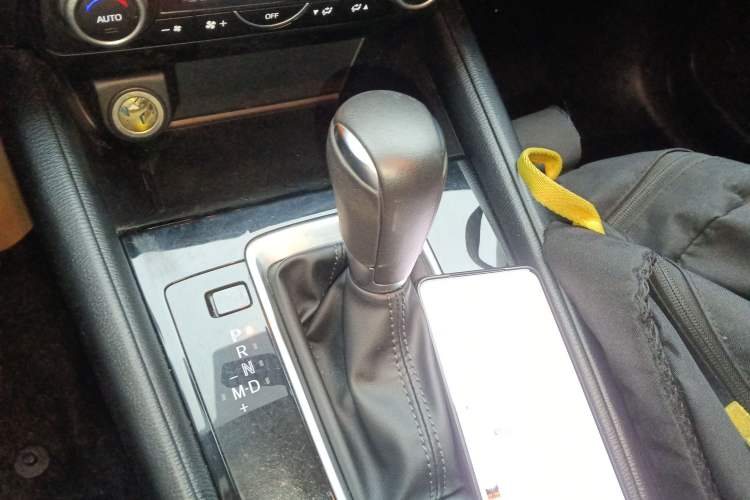 Used Mazda CX-5 2020 Revised Version 2.0L Automatic Two-Wheel Drive ZhiZun Trim
