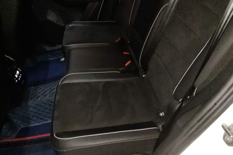 Used Volkswagen Tayron 2020 330TSI Two-Wheel Drive Luxury Connected Pro Edition
