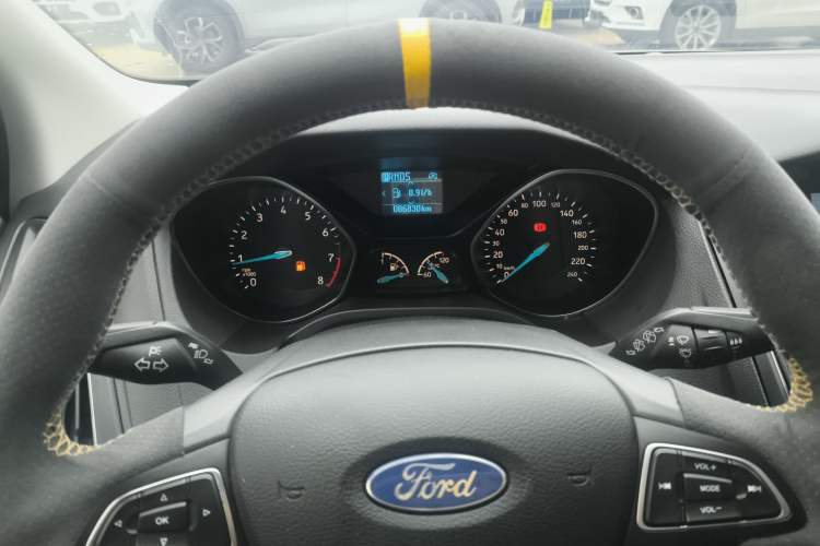 Used Ford Focus 2020 Hatchback Classic 1.5L Automatic Trendy Model