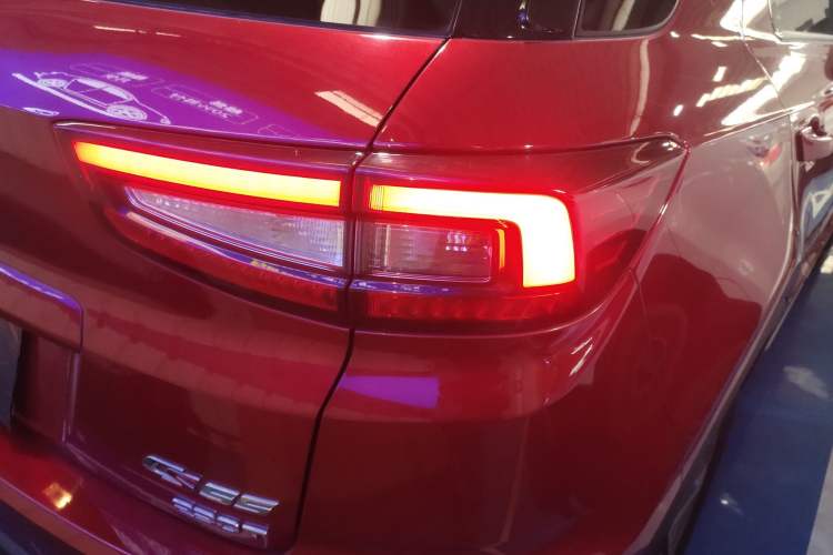 Used Changan CS55 2018 1.5T Automatic Colorful Edition China V Standard
