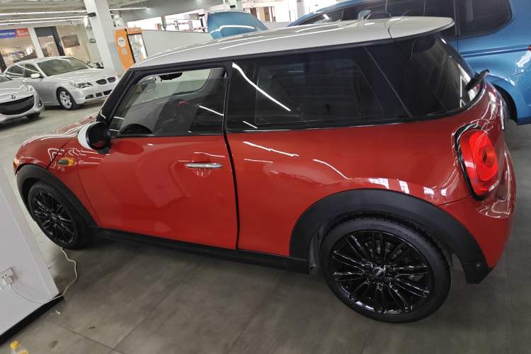 Used  MINI 2014 1.5T COOPER Fun
