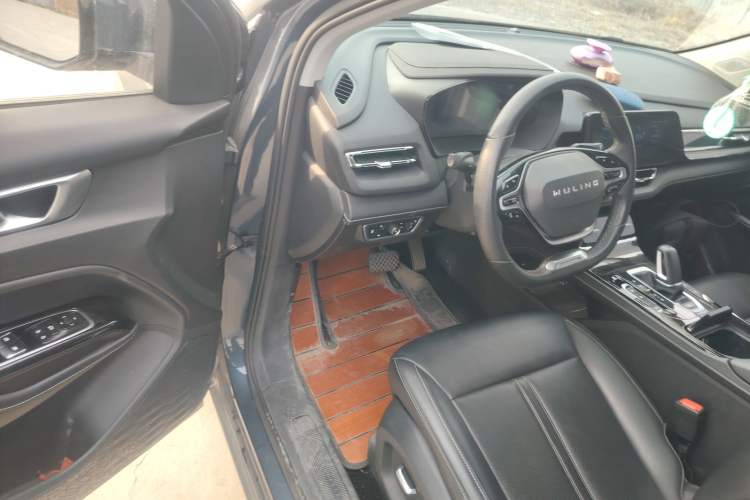 Used Wuling Victory 2020 1.5T CVT Flagship Edition
