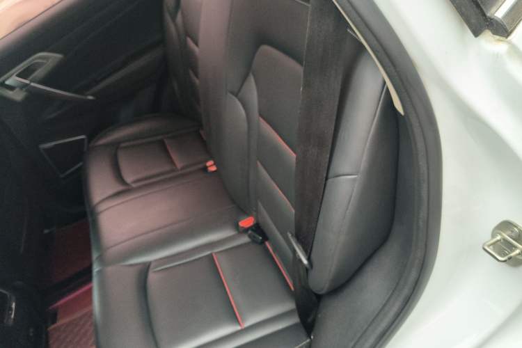 Used Geely Auto Emgrand X7 Sport 2018 1.8TD Automatic Two-Wheel Drive Zhiya Model
