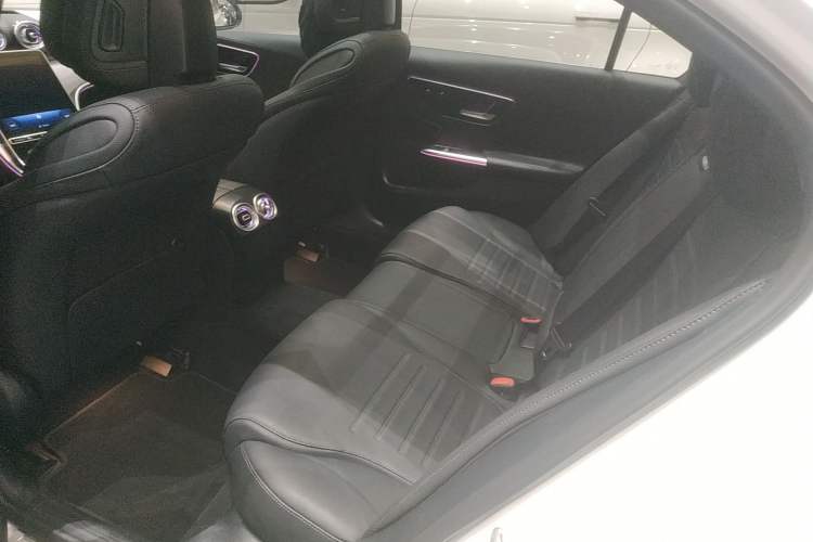 Used Mercedes-Benz C-Class 2024 Second Facelift C 260 L Sport Edition
