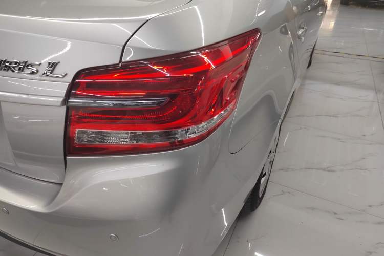 Used Toyota YARiS L 2017 1.5E CVT Dynamic Edition
