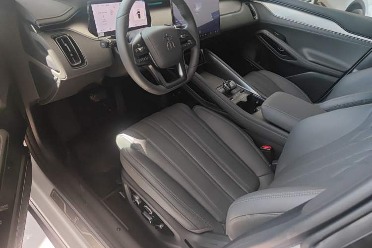 Used BYD Song L EV 2025 Intelligent Driving Version 662 km LiDAR Excellence Edition