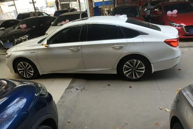 Used Honda Accord 2018 Rui Hybrid 2.0L Rui Ling Edition China VI
