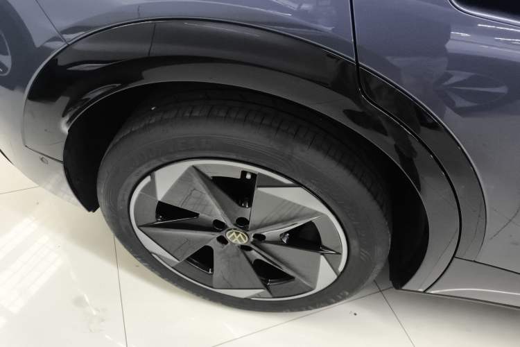 Used Volkswagen ID.UNYX 2025 Pro model
