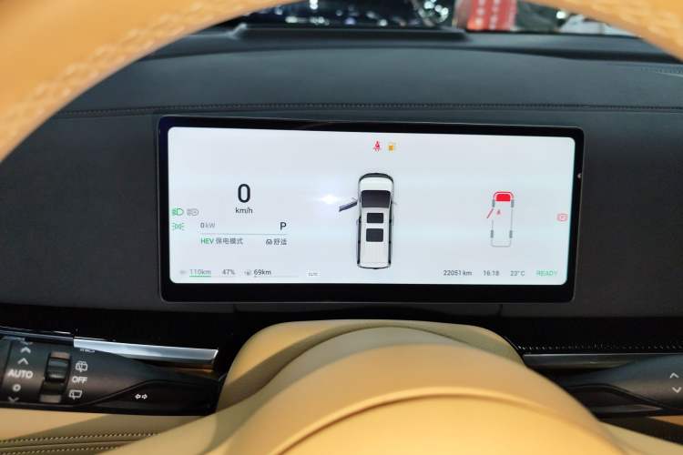 Used VOYAH Dream 2025 PHEV Four-Wheel-Drive Flagship Kunpeng Edition
