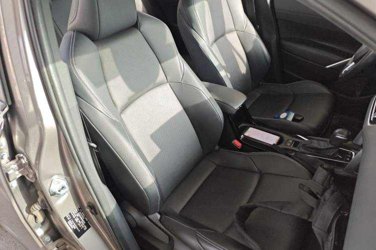 Used Toyota FRONTLANDER 2023 2.0L Smart Electric Hybrid Dual-Engine Deluxe Version