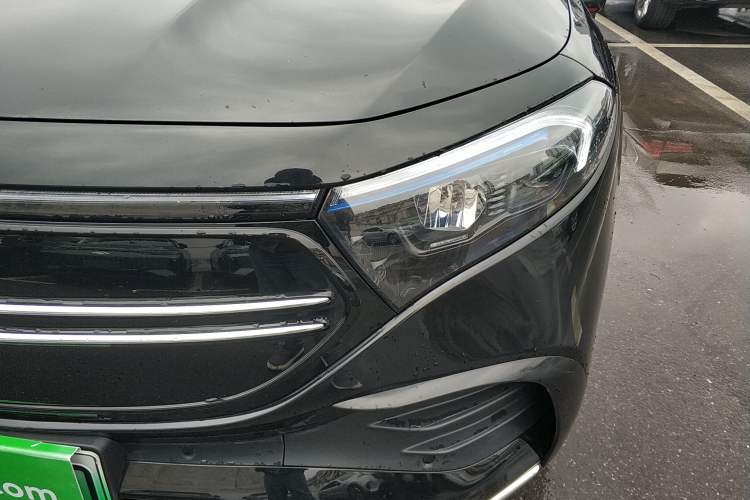 Used Mercedes-Benz EQB 2023-Year Restyled EQB 350 4MATIC