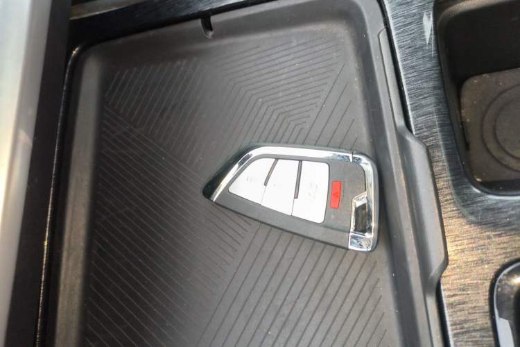 Used Dongfeng Aeolus Yixuan MAX 2021 1.5T Super-Powered Dad Edition