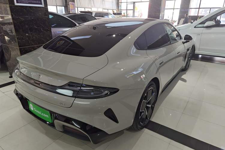 Used  SU7 2024 Rear-Drive Long-Range Intelligent Driving Version