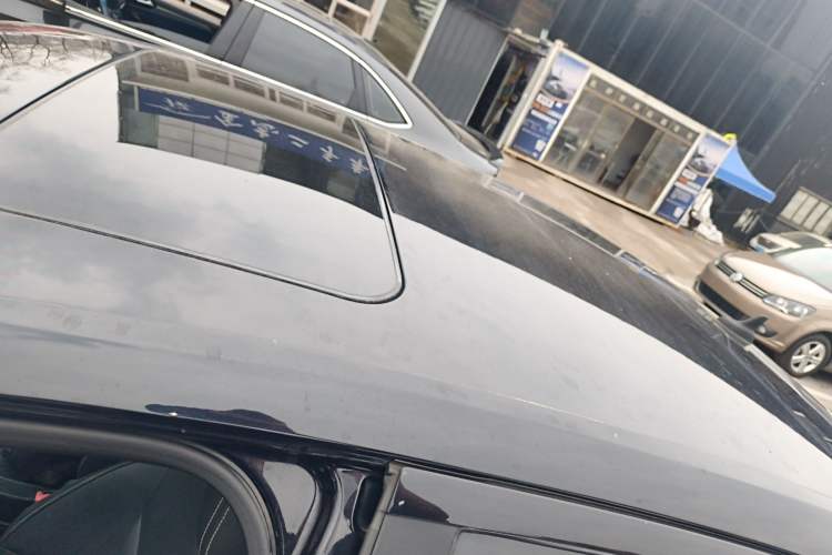 Used Volkswagen Lavida 2015 1.6L Automatic Comfort Edition
