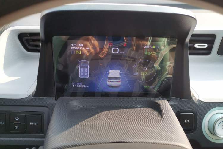 Used Wuling Hongguang MINIEV 2022 Macaron Premium Model – Lithium Iron Phosphate