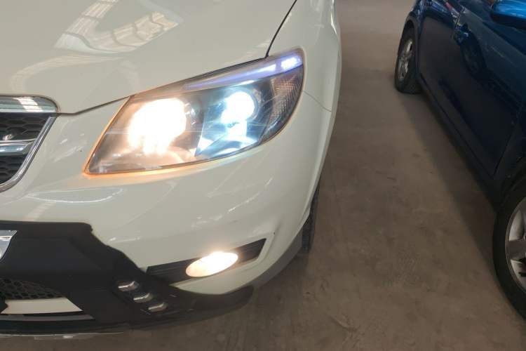 Used BYD S6 2014 2.0L Manual Luxury 5-Seater