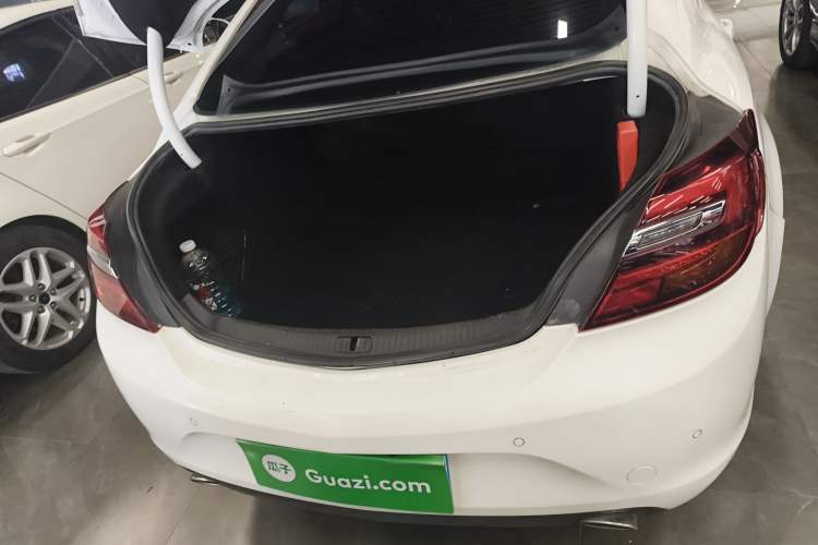 Used Buick Regal 2014 1.6T Fashionable Tech Edition
