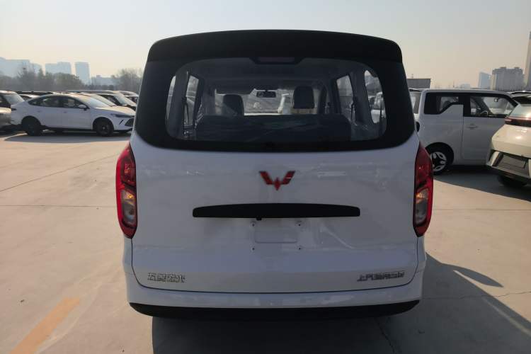Used Wuling Hongguang New Energy 2024 All-Electric Model 300KM Standard Version