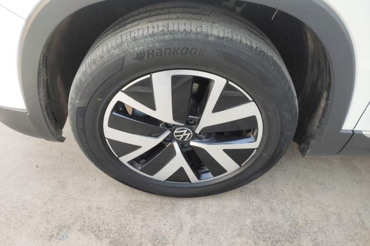 Used Volkswagen Tayron 2023 300TSI Two-Wheel-Drive Luxury Plus Advanced Edition