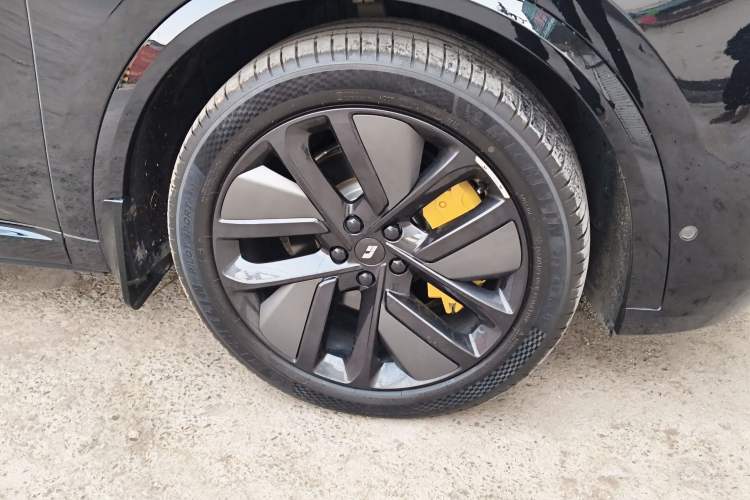 Used Li Auto L9 2022 Max model
