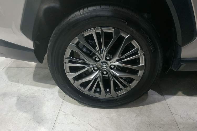 Used Toyota Wildlander 2023 Dual-Motor 2.5L E-CVT Four-Wheel Drive Prestige Edition