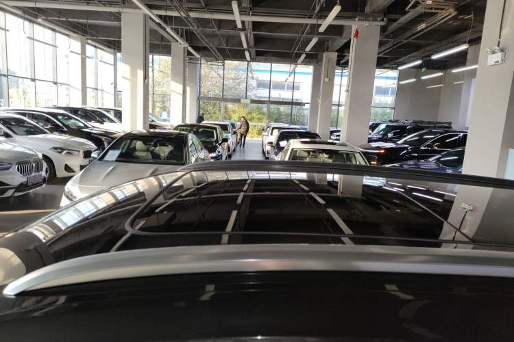 Used Volkswagen Teramont X 2022 330TSI Two-Wheel-Drive Luxury Edition
