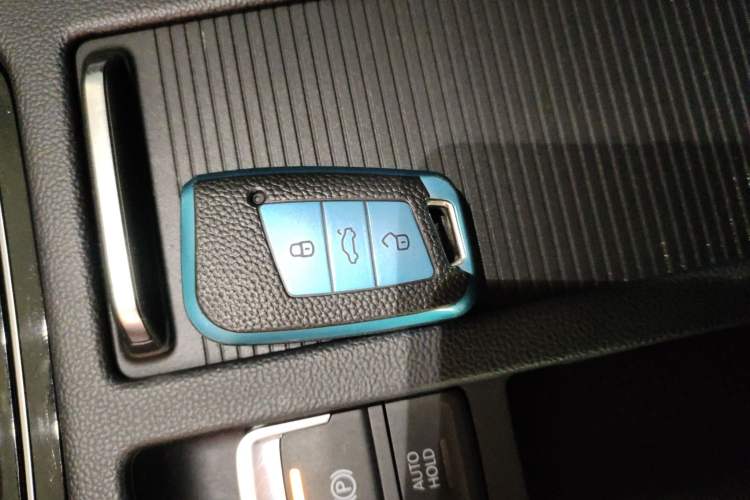 Used Volkswagen Magotan 2017 330TSI DSG Luxury Model
