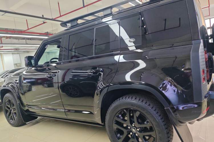 Used Land Rover Defender 2023 110 3.0T P400 Dark Edition
