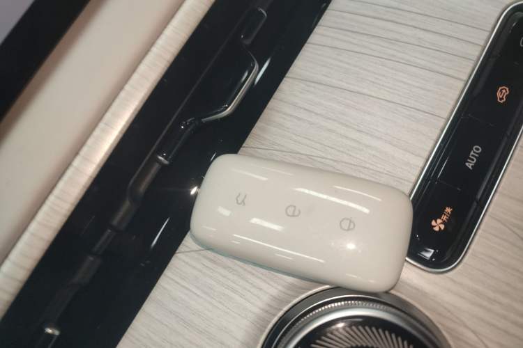 Used  E5 2024 530 km Exploration+ Version
