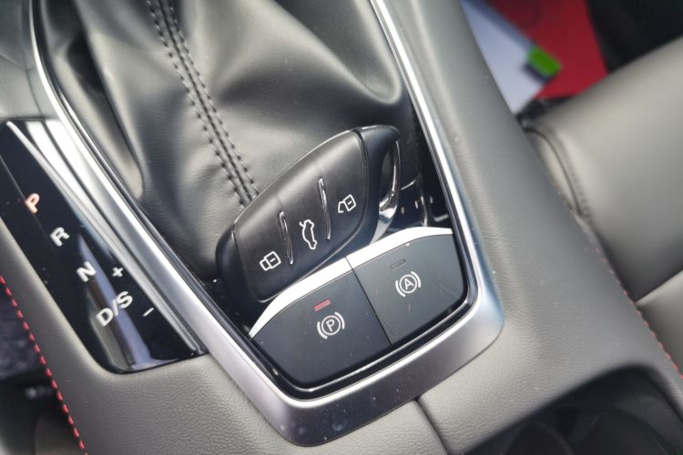 Used MG 5 2025 180 DVVT Global Luxury Edition