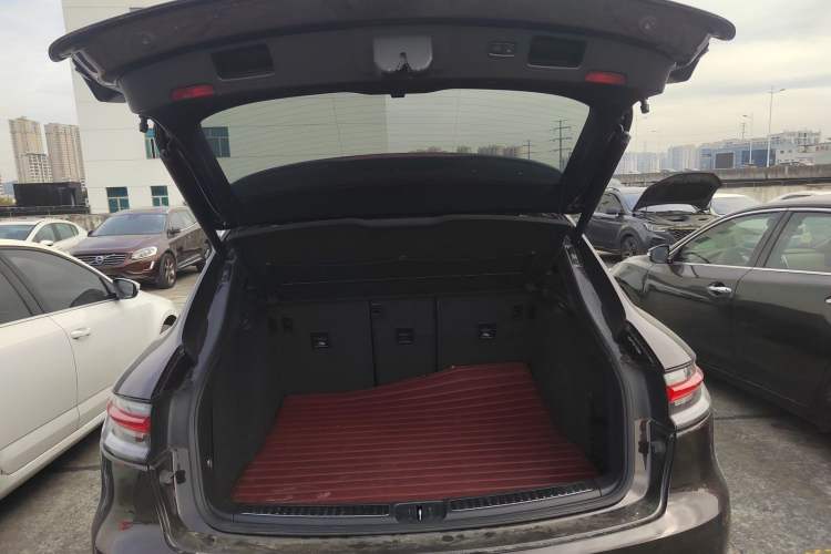 Used Porsche Macan 2020 Macan 2.0T
