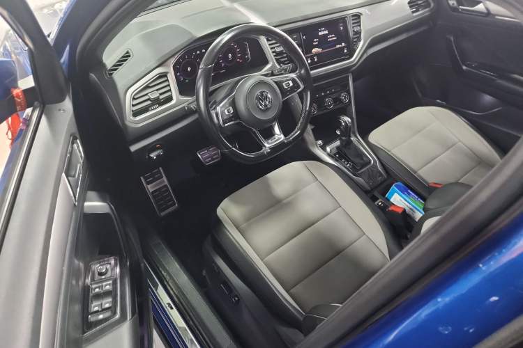 Used Volkswagen T-ROC 2020 280TSI DSG Two-Wheel Drive R-Line Pro