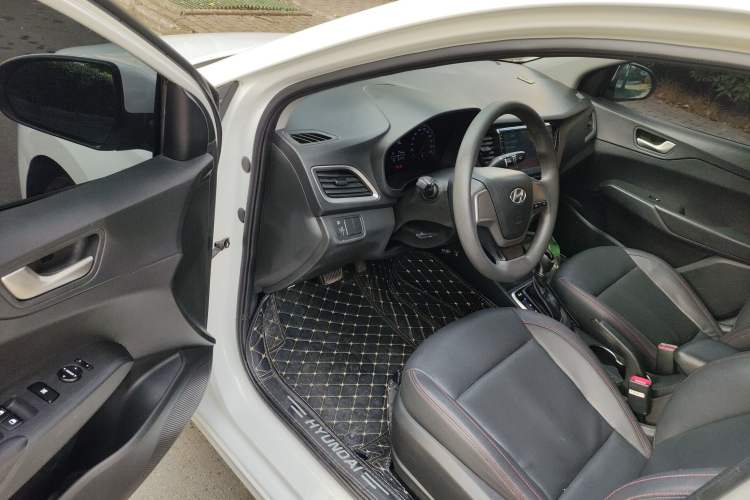 Used Hyundai Verna 2016 1.4L Automatic Cool Edition GLS
