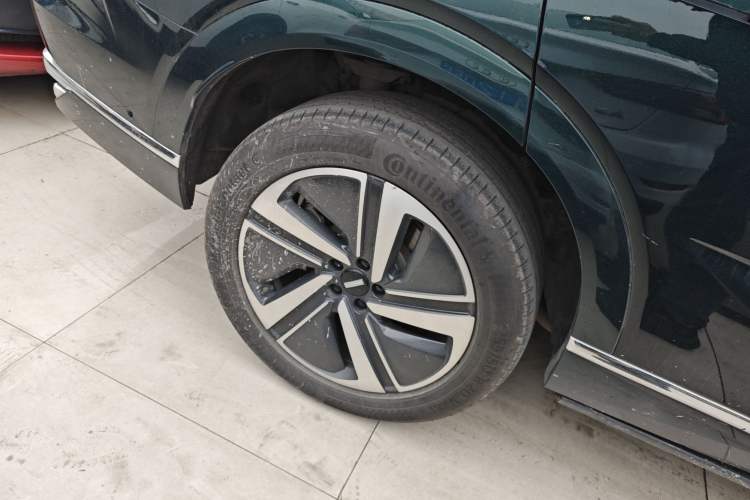 Used Wey Lanshan 2025 Four-Wheel Drive Max
