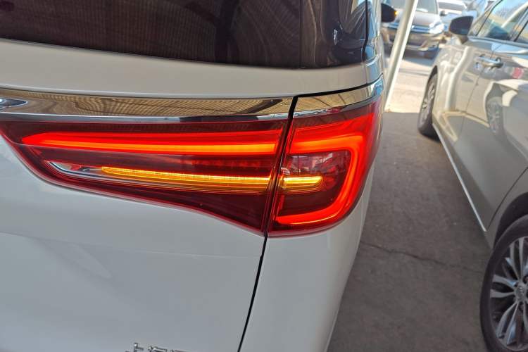 Used Buick GL8 2020 ES Land Cruiser 653T Comfort Edition
