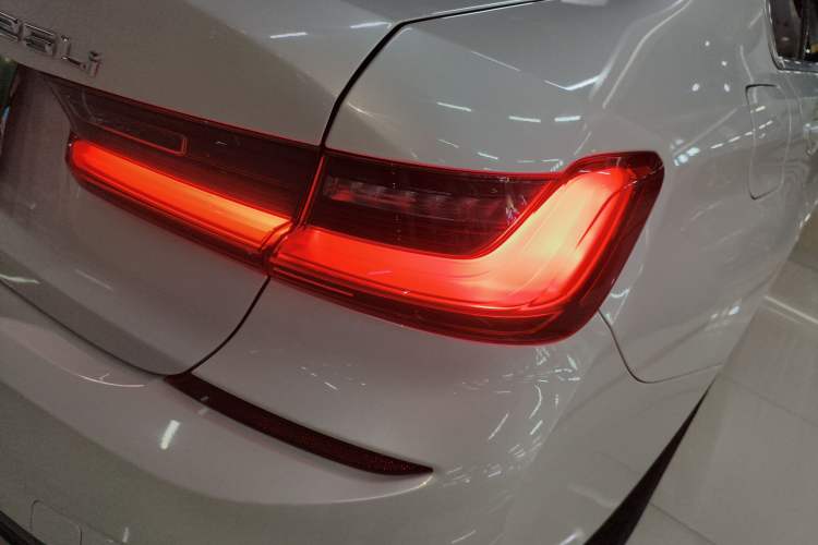 Used BMW 3 Series 2020 325Li xDrive M Sport Package
