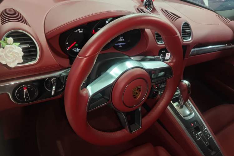 Used Porsche 718 2020 Boxster 2.0T