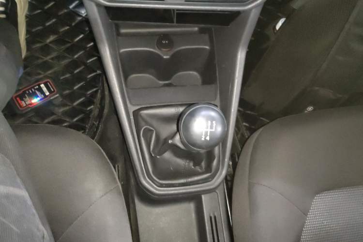 Used Volkswagen Jetta 2017 1.5L Manual Fashion Edition