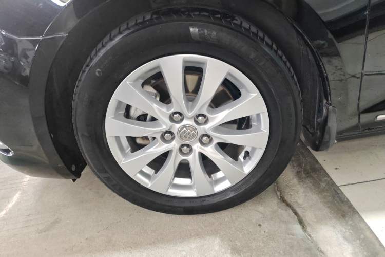 Used Buick LaCrosse 2013 2.4L SIDI Elite Comfort Version
