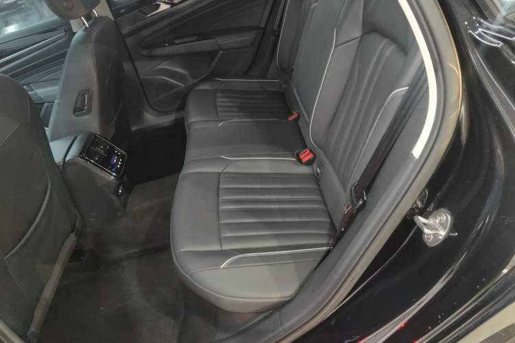 TDK.VehicleDetails.img