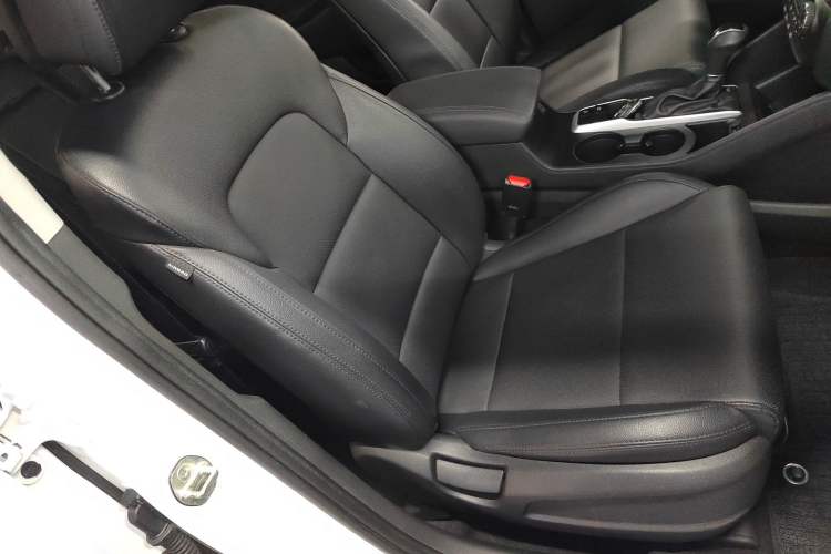 Used Hyundai Tucson 2018 1.6T Dual-Clutch Two-Wheel Drive 15th Anniversary Special Edition
