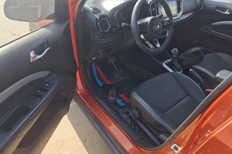 Used Kia kx1 Stonic 2019 1.4L Automatic Fun Edition China VI
