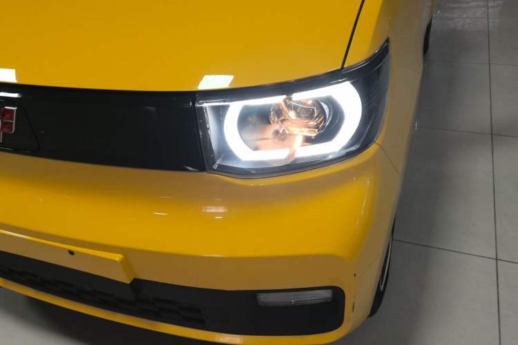 Used Wuling Hongguang MINIEV 2021 Macaron Premium Model – Lithium-NMC