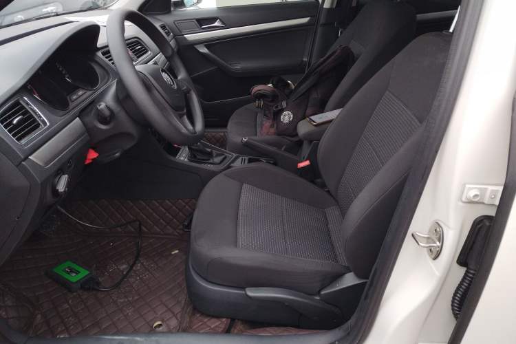 Used Volkswagen Lavida 2018 Classic 1.5L Automatic Fashion Edition China VI Standard
