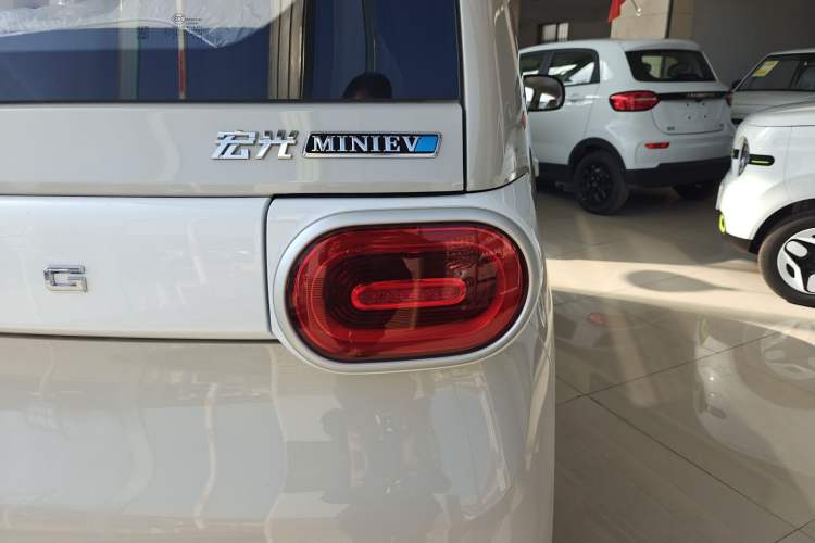 Used Wuling Hongguang MINIEV 2024 3rd Generation 215km Youth Edition