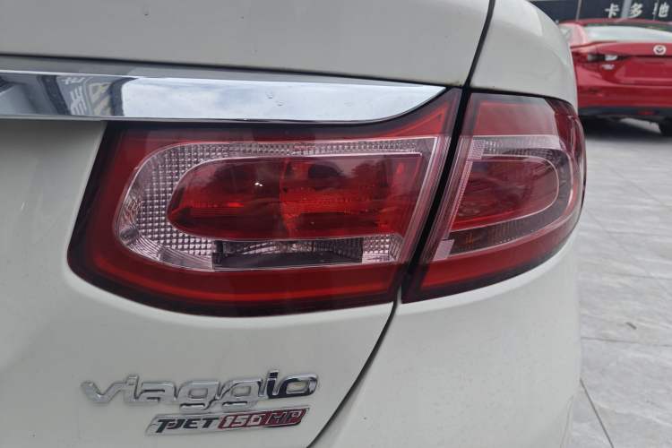 Used Fiat Viaggio 2012 1.4T Automatic Luxury Edition
